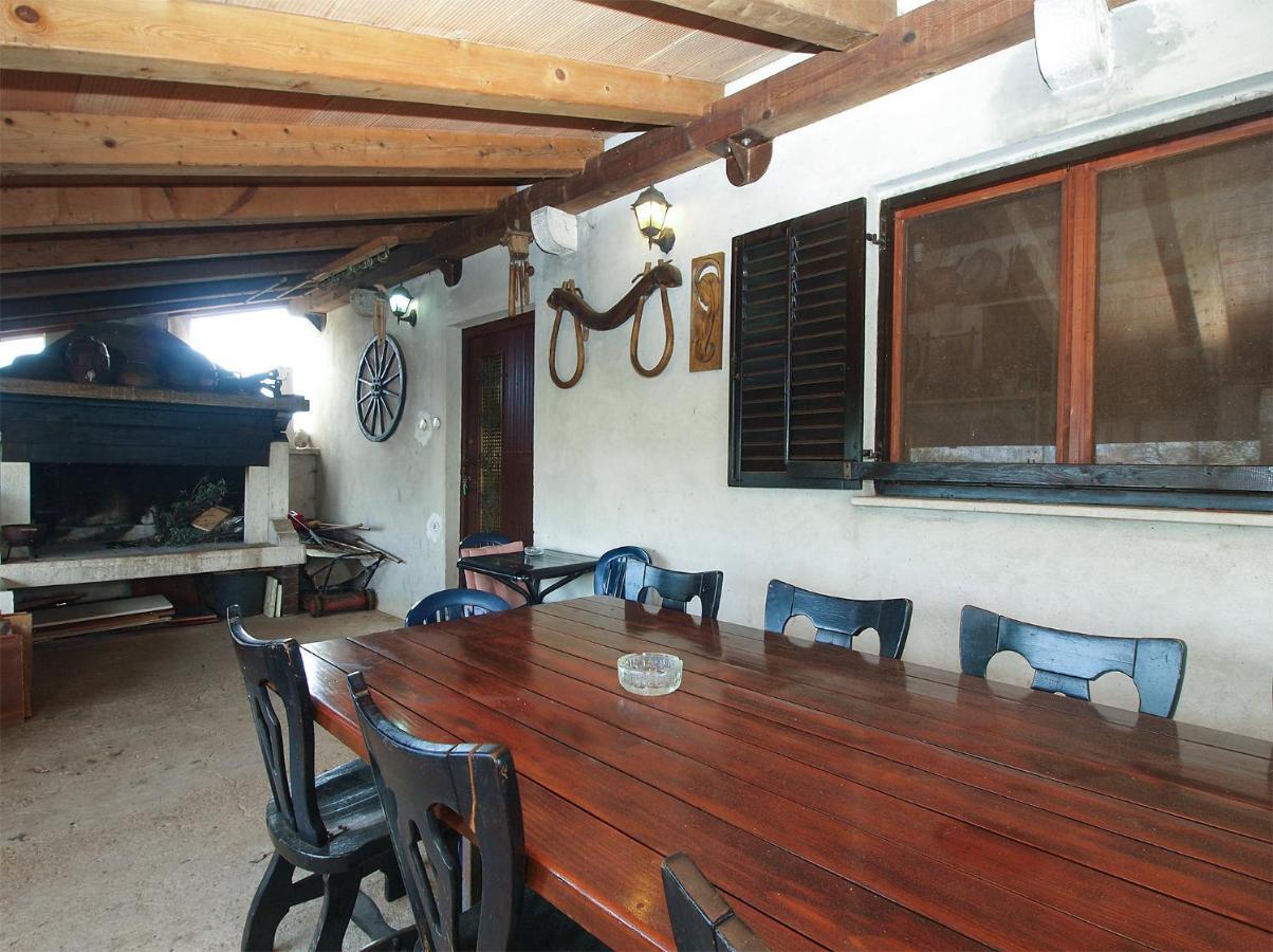 Apartment Slavica 2010 Πούλα Εξωτερικό φωτογραφία
