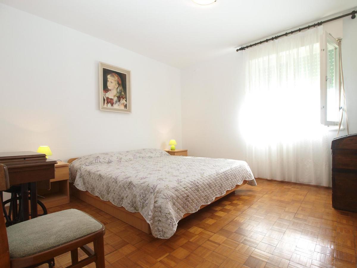 Apartment Slavica 2010 Πούλα Εξωτερικό φωτογραφία